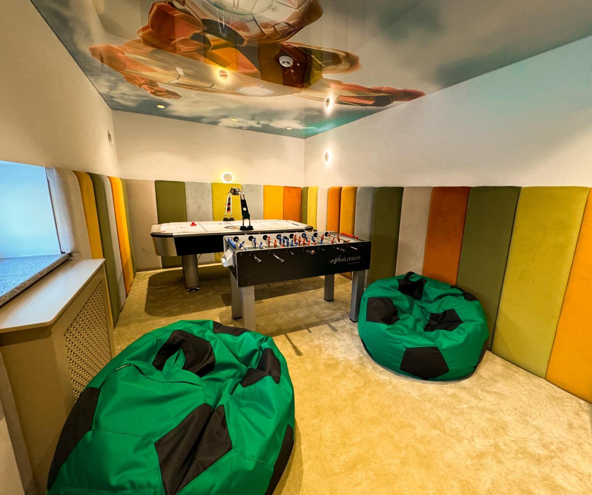 Park Hotel Bristol Uzhhorod Exterior photo