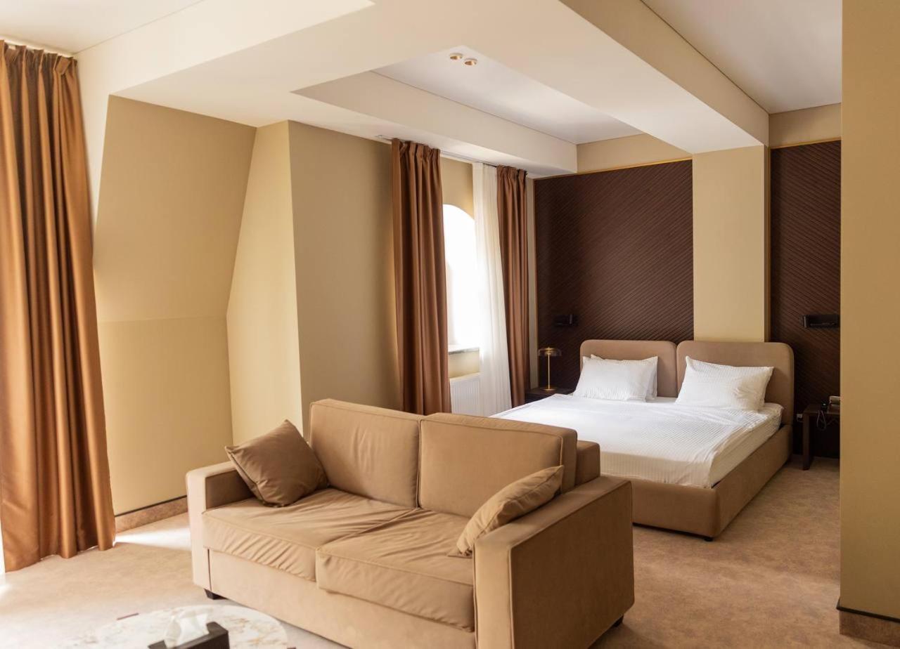Park Hotel Bristol Uzhhorod Room photo